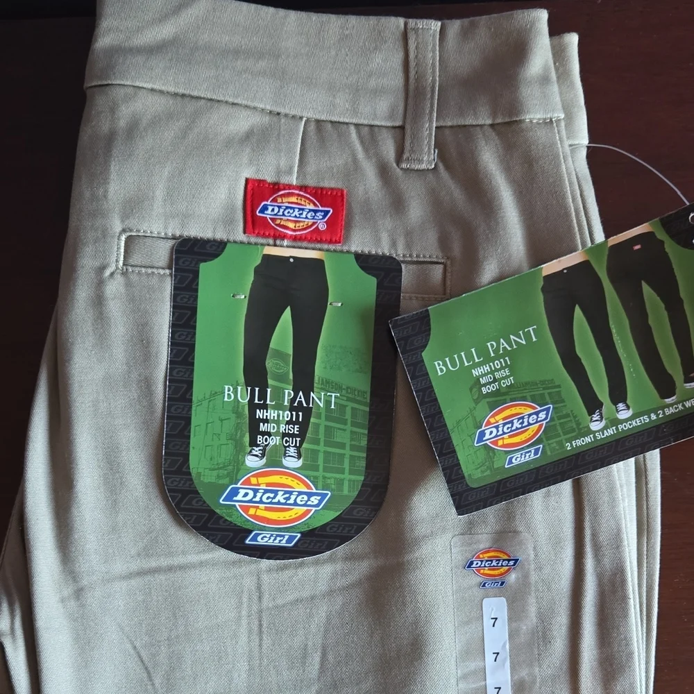 Dickies - Picture 1 of 7